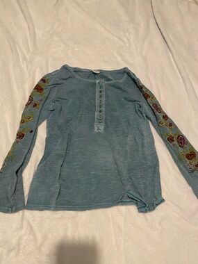 Sundance Light Blue Henley Long-Sleeve with Floral Embroidered Sleeves